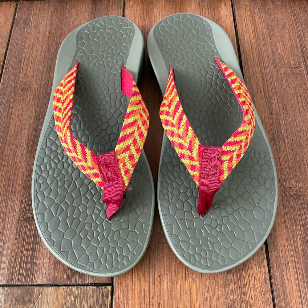 Chacos ecotread flip flop sandals 7